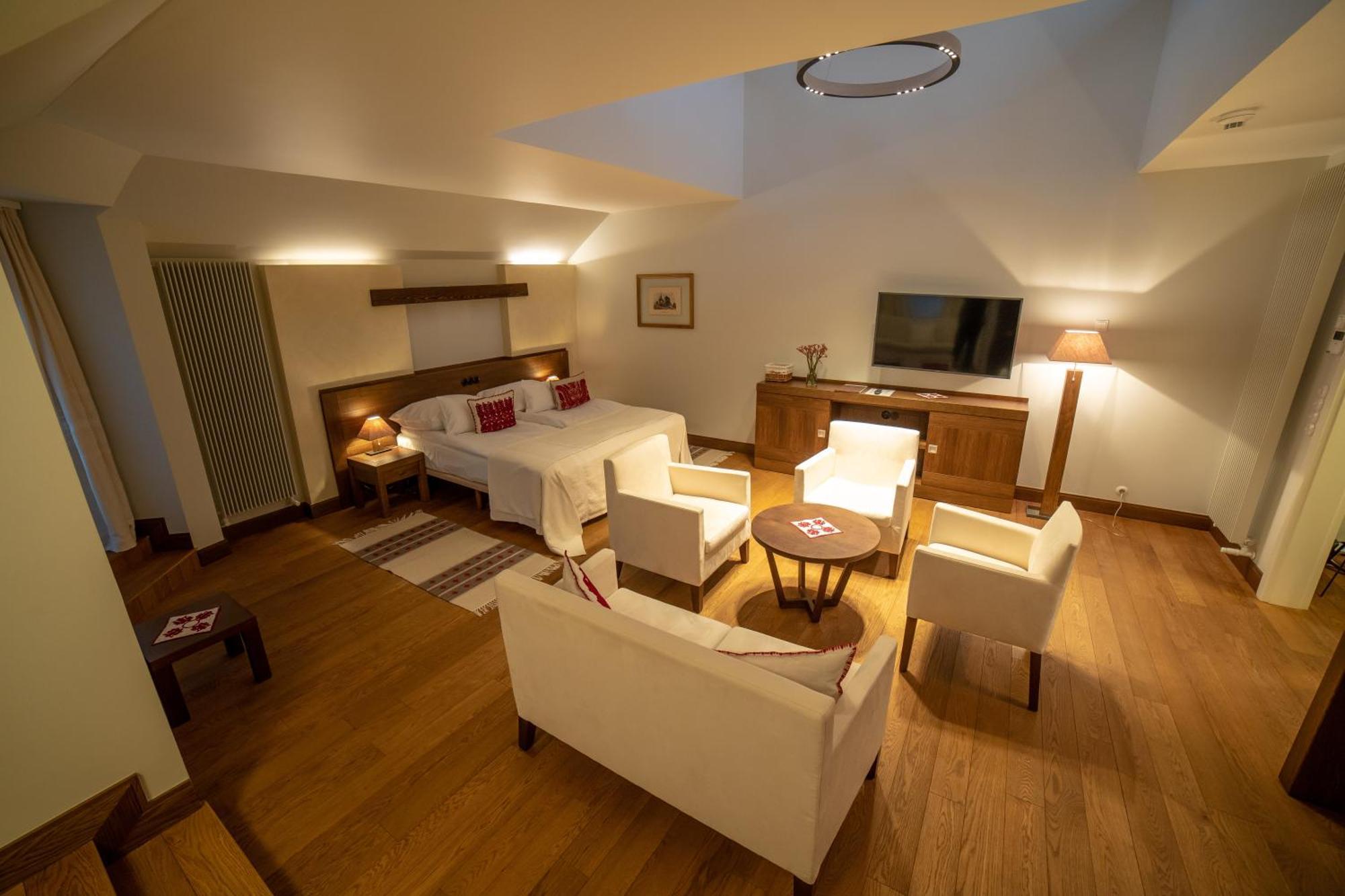 Hotel Pacsirta 4*